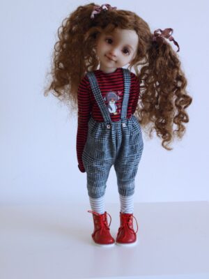 ruby red two tails and short pants